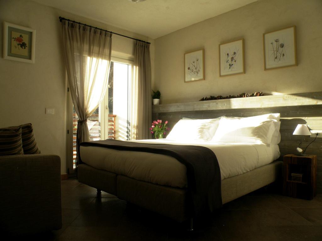 La Vita In Campagna Villa di Tirano Room photo